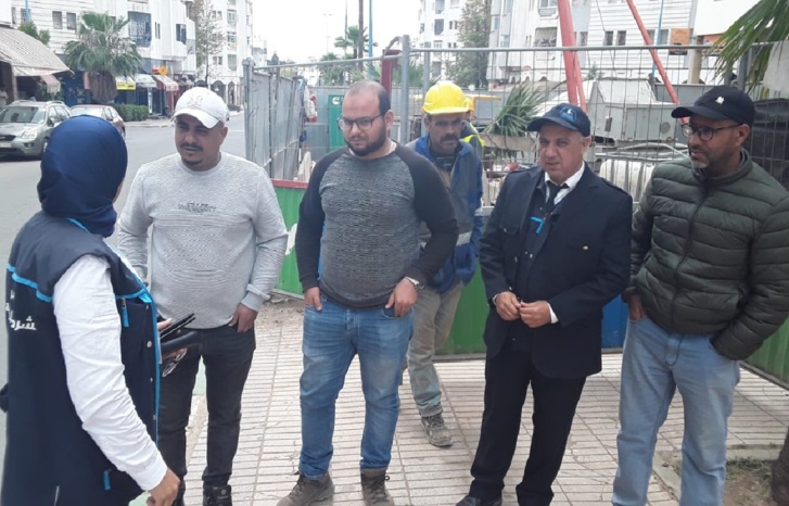 المسؤولون بسيدي البرنوصي يتفاعلون مع شكايات للمواطنين المسؤولون بسيدي البرنوصي يتفاعلون مع شكايات للمواطنين