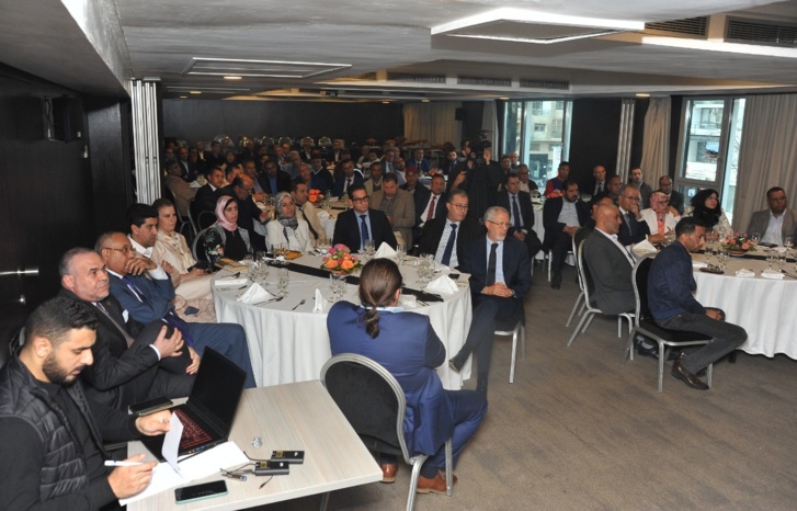 بركة يترأس لقاء تواصليا بجهة الدار البيضاء-سطات بركة يترأس لقاء تواصليا بجهة الدار البيضاء-سطات