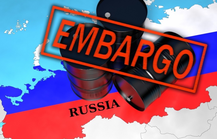 الاتحاد الأوروبي يعلن حظرا تدريجيا على النفط الروسي