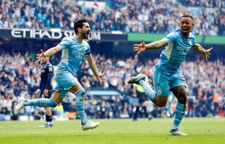 سيناريو هيتشكوكي بالدوري الإنجليزي يمنح اللقب ل"سيتي" سيناريو هيتشكوكي بالدوري الإنجليزي يمنح اللقب ل"سيتي"