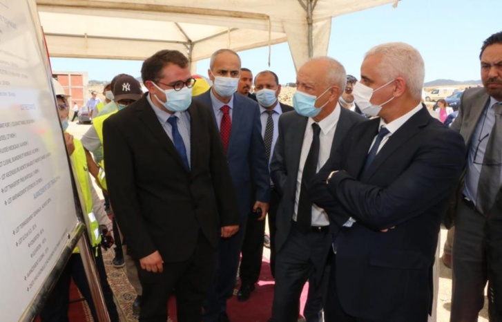 آيت الطالب في زيارة تفقدية لورش بناء المركز الاستشفائي الإقليمي بوزان آيت الطالب في زيارة تفقدية لورش بناء المركز الاستشفائي الإقليمي بوزان