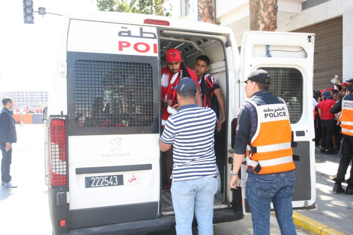 شغب قبل نهائي الأبطال أمام أنظار الحموشي شغب قبل نهائي الأبطال أمام أنظار الحموشي