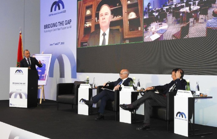 الحافظي يترأس قمة الشراكة العالمية للكهرباء المستدامة