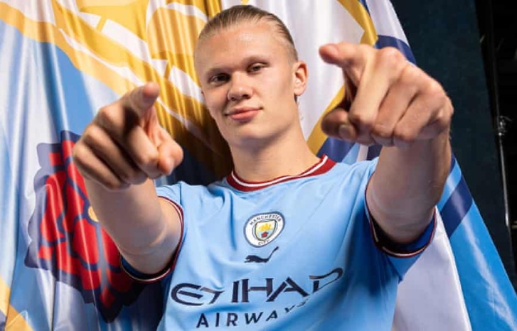 بالصور: السيتي يقدم هالاند بطريقة مبتكرة بالصور: السيتي يقدم هالاند بطريقة مبتكرة