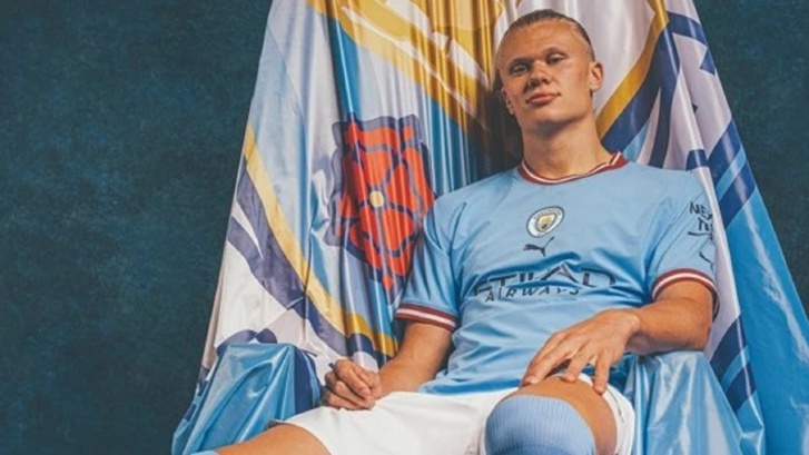 بالصور: السيتي يقدم هالاند بطريقة مبتكرة بالصور: السيتي يقدم هالاند بطريقة مبتكرة