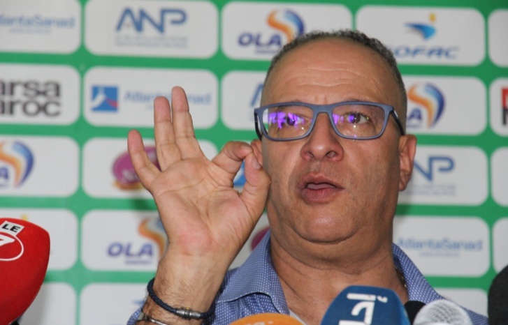 الرئيس المقبل للرجاء يسلط الضوء على مشروعه الرياضي الرئيس المقبل للرجاء يسلط الضوء على مشروعه الرياضي