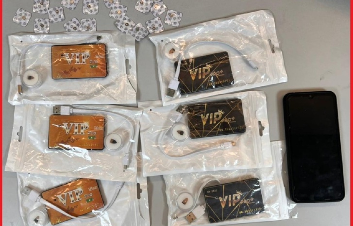 سطات.. إيقاف شخص يروج أجهزة إلكترونية للغش في الامتحانات سطات.. إيقاف شخص يروج أجهزة إلكترونية للغش في الامتحانات