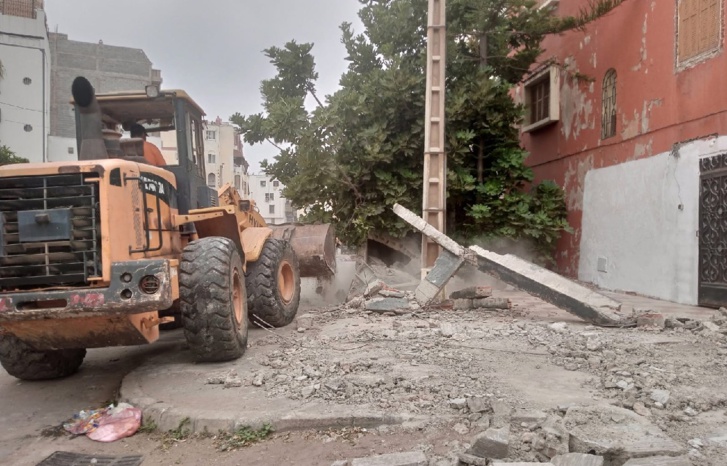 حملة واسعة بسيدي البرنوصي لتحرير الملك العام حملة واسعة بسيدي البرنوصي لتحرير الملك العام