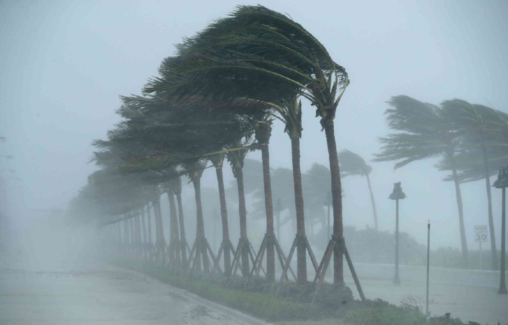 نشرة إنذارية.. عاصفة صيفية ستضرب هذه المناطق نشرة إنذارية.. عاصفة صيفية ستضرب هذه المناطق