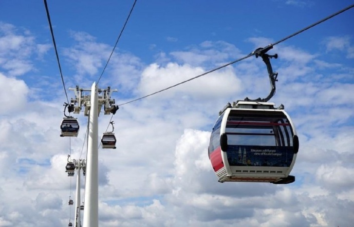 إنجاز أول مشروع سياحي "تيليفيريك" بالمغرب إنجاز أول مشروع سياحي "تيليفيريك" بالمغرب