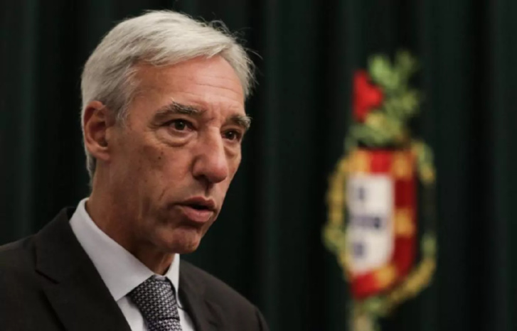 على خطى جارتها مدريد على خطى جارتها مدريد