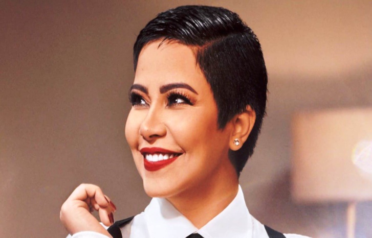 الفنانة شيرين تفتح النار على حسام حبيب: هو إللي حلق لي شعري! الفنانة شيرين تفتح النار على حسام حبيب: هو إللي حلق لي شعري!