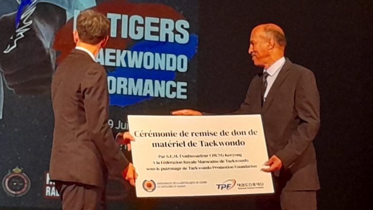 سفارة كوريا الجنوبية تنظم حفلا رياضيا بمسرح محمد الخامس سفارة كوريا الجنوبية تنظم حفلا رياضيا بمسرح محمد الخامس