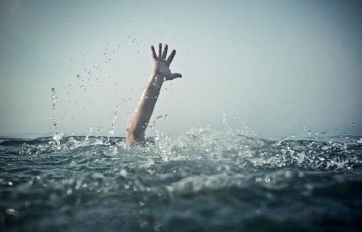  32 شخصا لقوا حتفهم غرقا في البحر 32 شخصا لقوا حتفهم غرقا في البحر