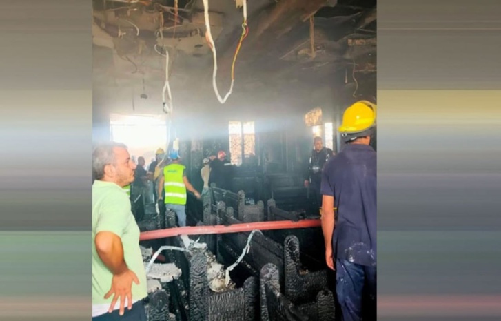 كنيسة جديدة يُدَمِّرُها حريق مُهْوِل في مصر