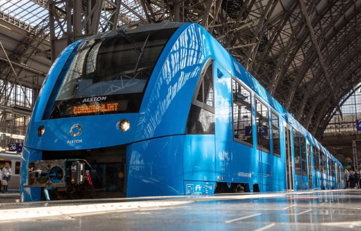 ألمانيا تطلق أول قطار هيدروجيني في العالم ألمانيا تطلق أول قطار هيدروجيني في العالم