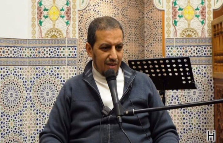 بعد مُوَافَقَة مجلس الدولة الفرنسي على طرد إمام مغربي حديث عن فراره بعد مُوَافَقَة مجلس الدولة الفرنسي على طرد إمام مغربي حديث عن فراره