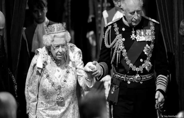 العالم يرثي الملكة إليزابيث والملك الجديد تشارلز الثالث يخاطب البريطانيين