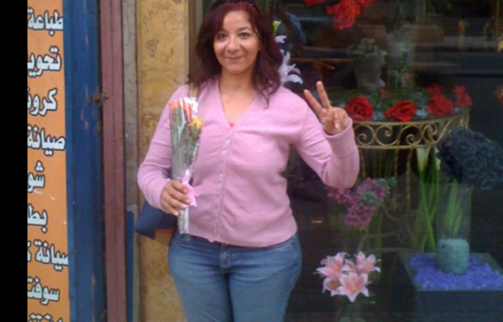 الأستاذة الجامعية منى برنس الأستاذة الجامعية منى برنس