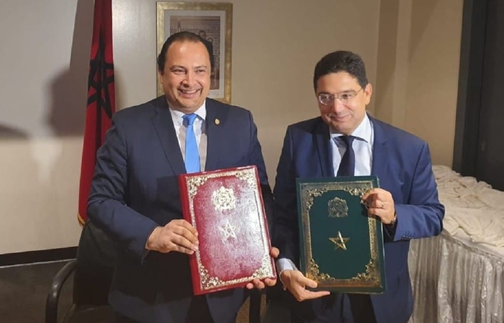 غواتيمالا تقرر فتح قنصليتها العامة بالداخلة