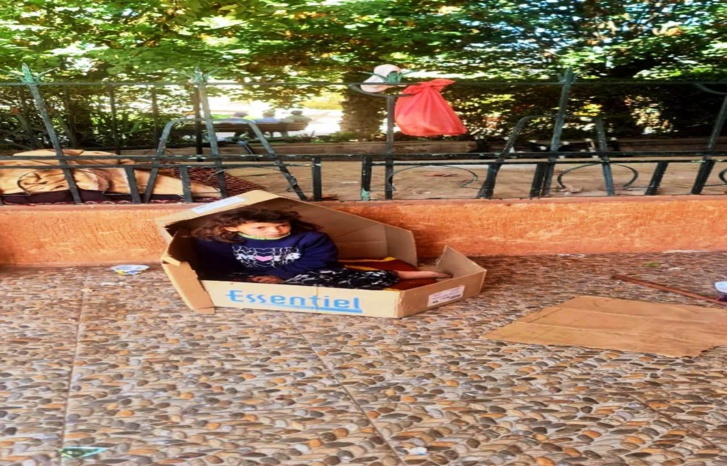 عودة الابتسامة لطفلة من أحضان الشارع إلى انطلاقة جديدة ومتابعة دراستها بأزيلال عودة الابتسامة لطفلة من أحضان الشارع إلى انطلاقة جديدة ومتابعة دراستها بأزيلال