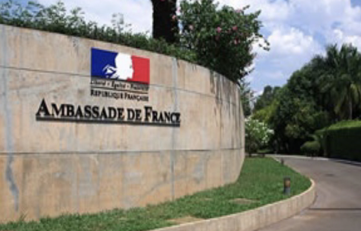 الحكومة ترد على بلاغ سفارة فرنسا بالرباط