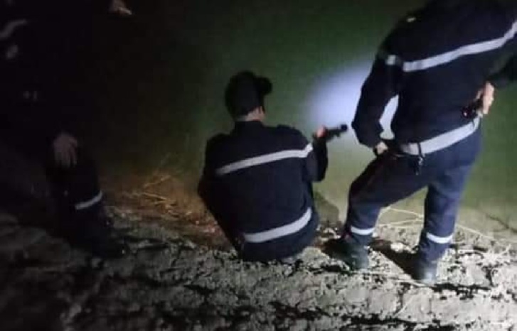 انتشال جثة شاب لقي مصرعه بسد ترجيست نواحي الحسيمة انتشال جثة شاب لقي مصرعه بسد ترجيست نواحي الحسيمة