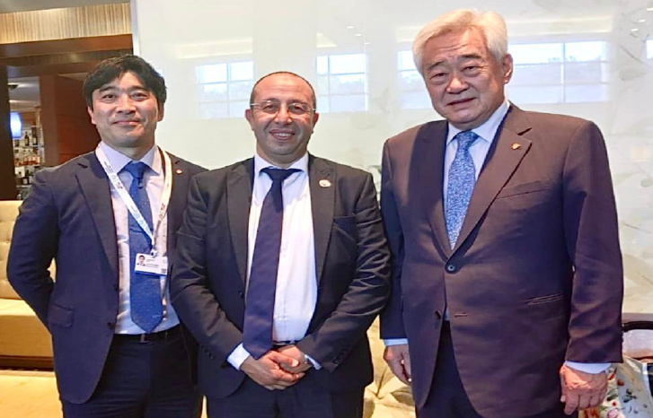 الهلالي يتدارس مع رئيس الاتحاد الدولي للتايكوندو تطوير اللعبة الهلالي يتدارس مع رئيس الاتحاد الدولي للتايكوندو تطوير اللعبة