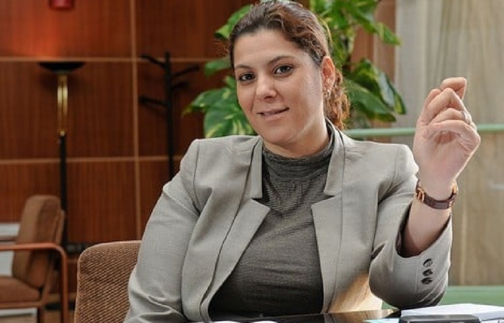 عمدة مراكش تستمع لضحايا مشروع سكني عمدة مراكش تستمع لضحايا مشروع سكني