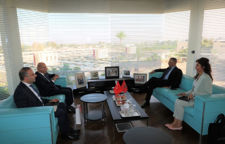 تعاون ثنائي بين الرباط وأنقرة في مجال الكهرباء والماء تعاون ثنائي بين الرباط وأنقرة في مجال الكهرباء والماء