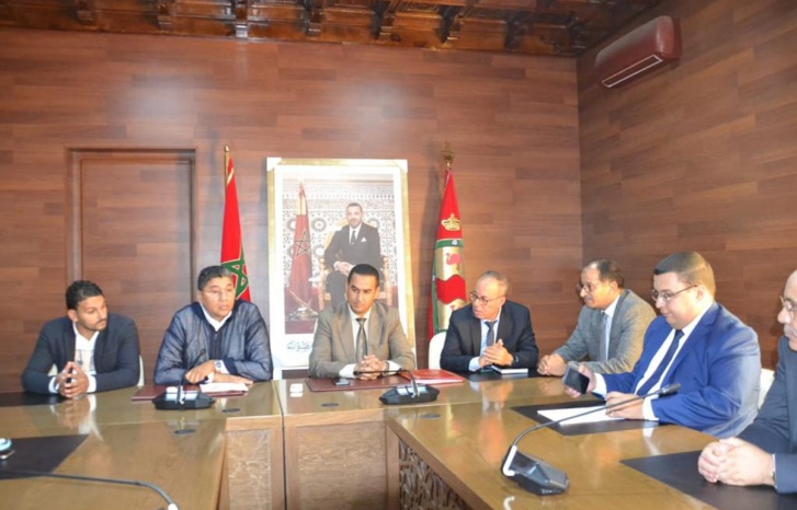 الاخ منصور لمباركي رئيسا لمجلس مجموعة الجماعات الترابية العيون الساقية الحمراء الاخ منصور لمباركي رئيسا لمجلس مجموعة الجماعات الترابية العيون الساقية الحمراء