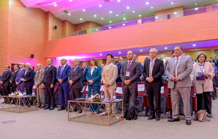 ميراوي يترأس مناظرة جهوية خاصة بالكفاءات المغربية بالخارج ميراوي يترأس مناظرة جهوية خاصة بالكفاءات المغربية بالخارج