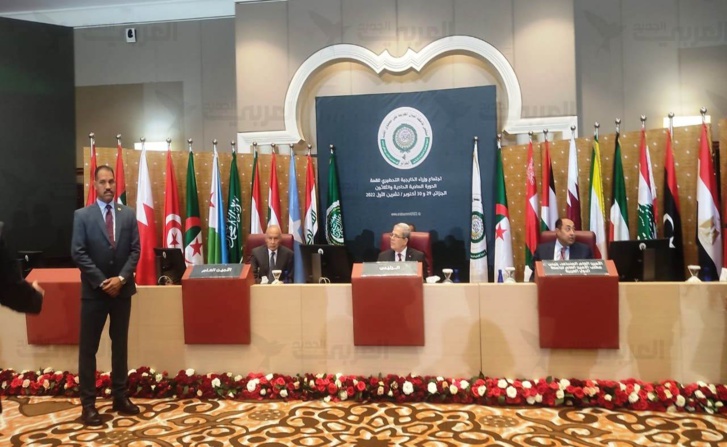 الجزائر والقمة العربية: المخاض العسير بين الشعارات والأفعال الجزائر والقمة العربية: المخاض العسير بين الشعارات والأفعال