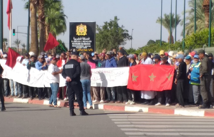 مسيرة احتجاجية لأصحاب العربات المجرورة بالدواب في مراكش مسيرة احتجاجية لأصحاب العربات المجرورة بالدواب في مراكش