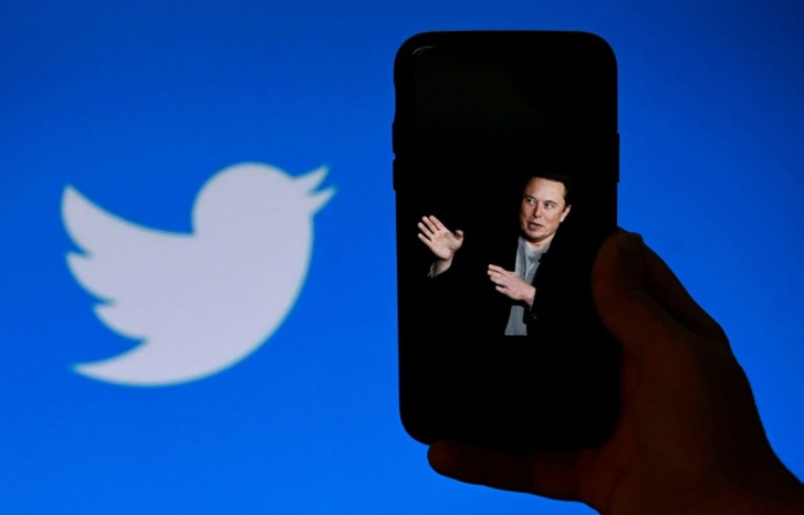 المالك الجديد لمنصة «تويتر» يعتزم تعديل خاصية «العلامة الزرقاء»
