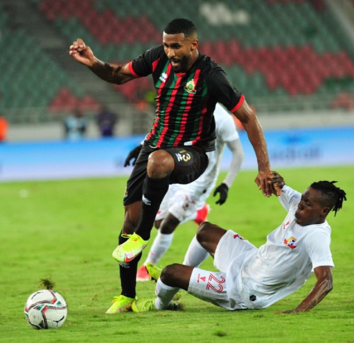 الجيش الملكي في ضيافة دجوليبا المالي بحثا عن تعبيد الطريق نحو دور المجموعات الجيش الملكي في ضيافة دجوليبا المالي بحثا عن تعبيد الطريق نحو دور المجموعات