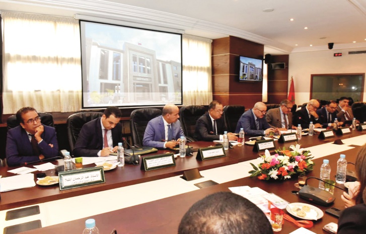 فاعلون أكاديميون يرسمون ملامح الميثاق الوطني للاستثمار فاعلون أكاديميون يرسمون ملامح الميثاق الوطني للاستثمار