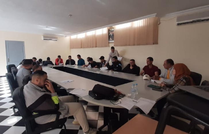 قافلة المقاول تجوب جماعات إقليم الحسيمة قافلة المقاول تجوب جماعات إقليم الحسيمة