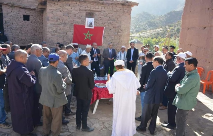 عامل إقليم أزيلال في زيارة تفقدية لمشتل الأعشاب الطبية والعطرية بجماعة زاوية احنصال "تلوين أزيلال" عامل إقليم أزيلال في زيارة تفقدية لمشتل الأعشاب الطبية والعطرية بجماعة زاوية احنصال "تلوين أزيلال"