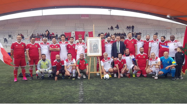 ذكرى المسيرة الخضراء.. مباراة استعراضية في كرة القدم بمدينة بونطواز ضواحي باريس ذكرى المسيرة الخضراء.. مباراة استعراضية في كرة القدم بمدينة بونطواز ضواحي باريس