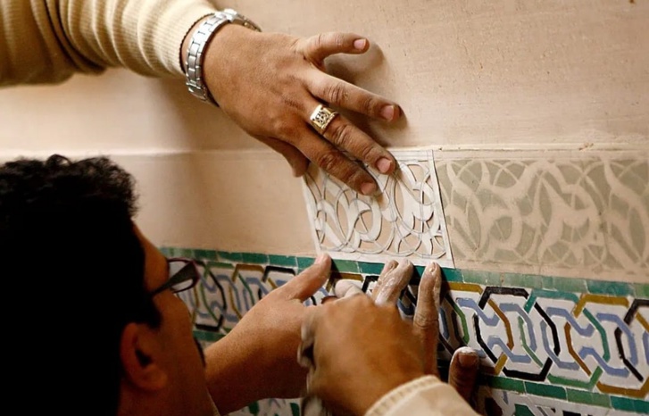 برلماني يطالب بدعم الصناع التقليديين وتحسين وضعهم الاجتماعي برلماني يطالب بدعم الصناع التقليديين وتحسين وضعهم الاجتماعي