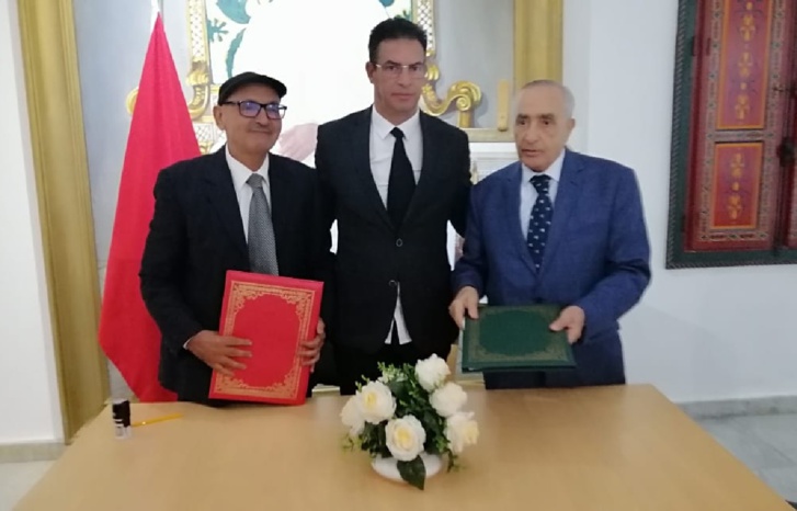 طنجة تشهد توقيع اتفاقية شراكة وتعاون بين مؤسسات قدماء المقاومين وجيش التحرير ومركز دولي طنجة تشهد توقيع اتفاقية شراكة وتعاون بين مؤسسات قدماء المقاومين وجيش التحرير ومركز دولي