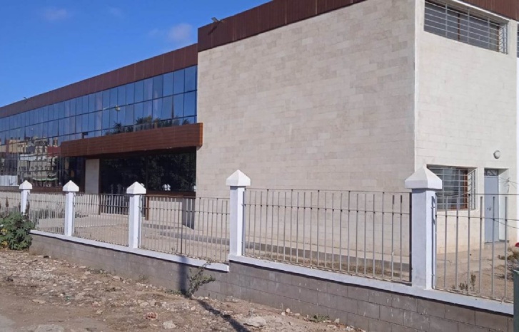 فعالبات رياضية تطالب بإعادة فتح القاعة المغطات بالجديدة فعالبات رياضية تطالب بإعادة فتح القاعة المغطات بالجديدة