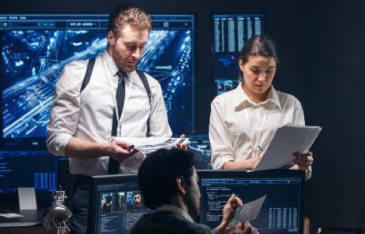 تقرير استخباراتي خطير يكشف خطة الجزائر لمهاجمة المغرب تقرير استخباراتي خطير يكشف خطة الجزائر لمهاجمة المغرب