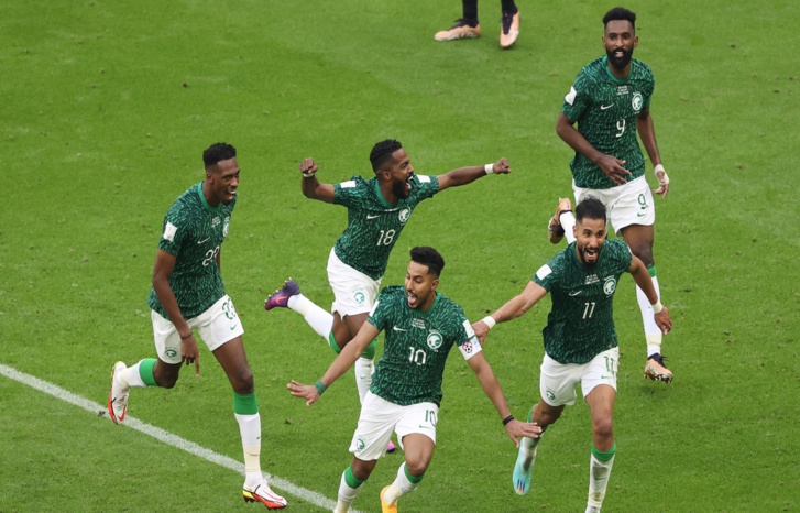 السعودية تفاجئ الأرجنتين بأداء بطولي توج بالنصر