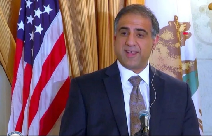 السفير الأمريكي الجديد يقدم أوراق اعتماده لوزير الخارجية السفير الأمريكي الجديد يقدم أوراق اعتماده لوزير الخارجية