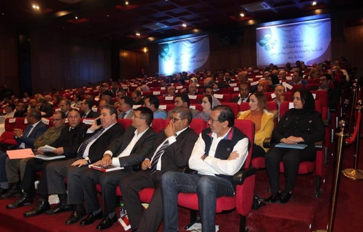 مجلس سلا يصادق بالاجماع على برنامج عمل بقيمة 14 مليار درهم مجلس سلا يصادق بالاجماع على برنامج عمل بقيمة 14 مليار درهم