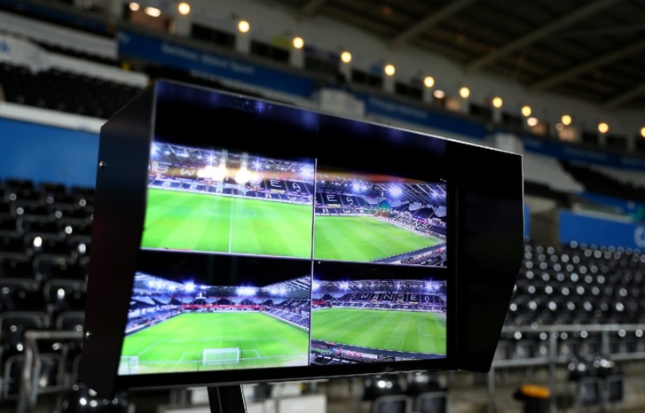 تقنية الفيديو في كأس العالم تحرج الفيفا