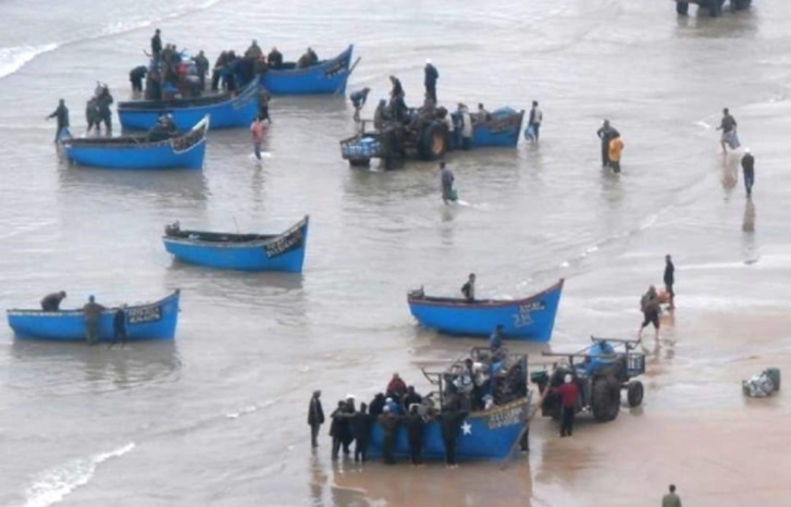 ملف الصيد التقليدي بالداخلة يصل إلى البرلمان ملف الصيد التقليدي بالداخلة يصل إلى البرلمان