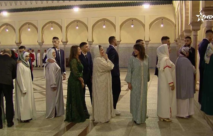 جلالة الملك يستقبل أعضاء المنتخب الوطني ويوشحهم بأوسمة ملكية جلالة الملك يستقبل أعضاء المنتخب الوطني ويوشحهم بأوسمة ملكية